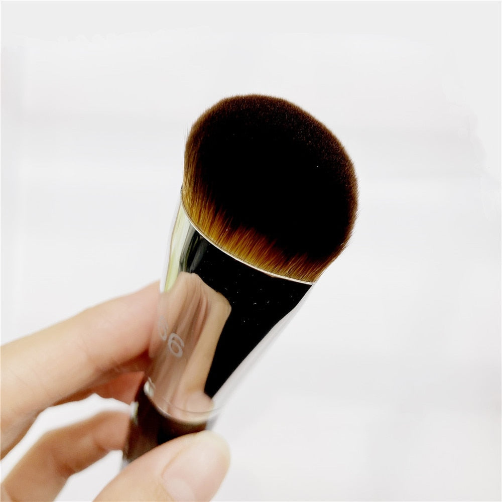 Pro Press Full Coverage Complexion Brush #66