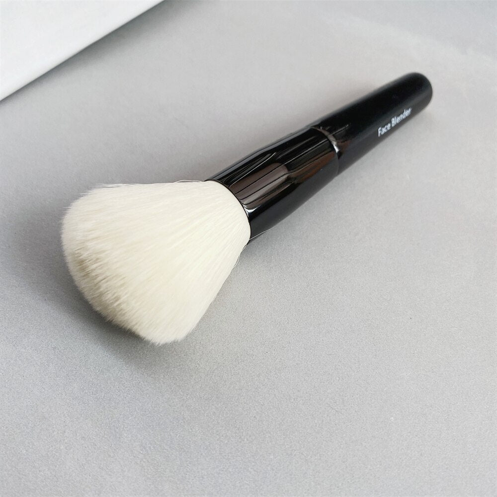 Face Blender Brush