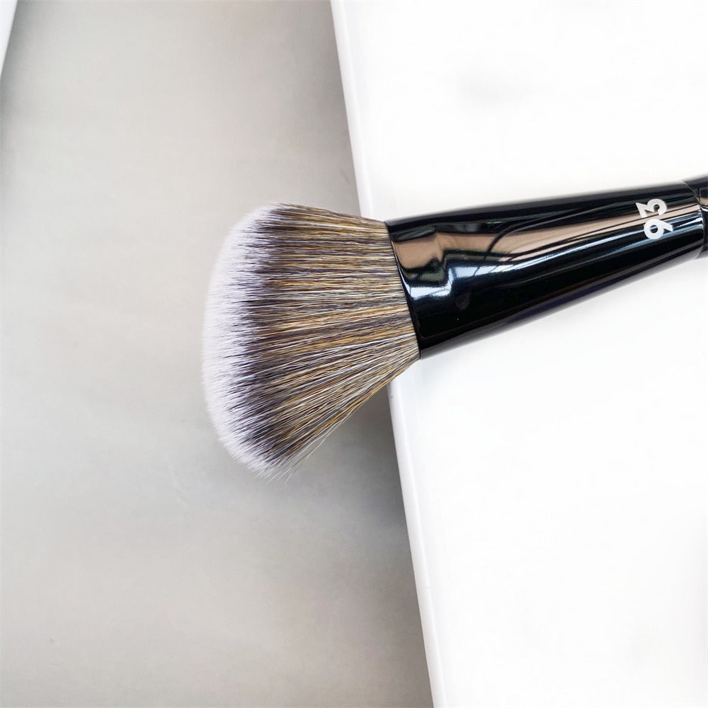 Professional Blush Brush #93