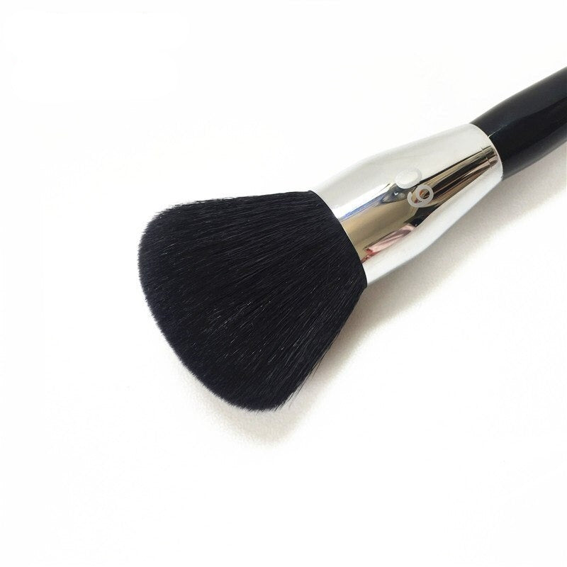 Pro Round Powder Brush #60