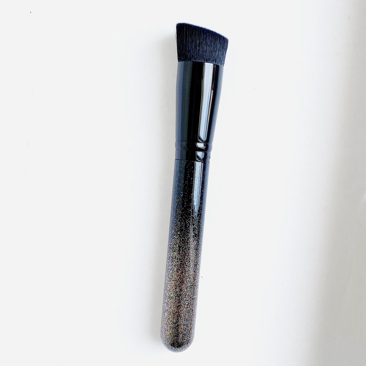 Slanted Flat Foundation Brush 272SES