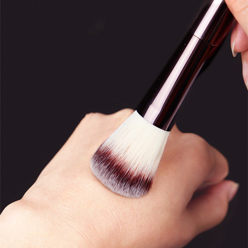 Foundation/Blush Brush No.2