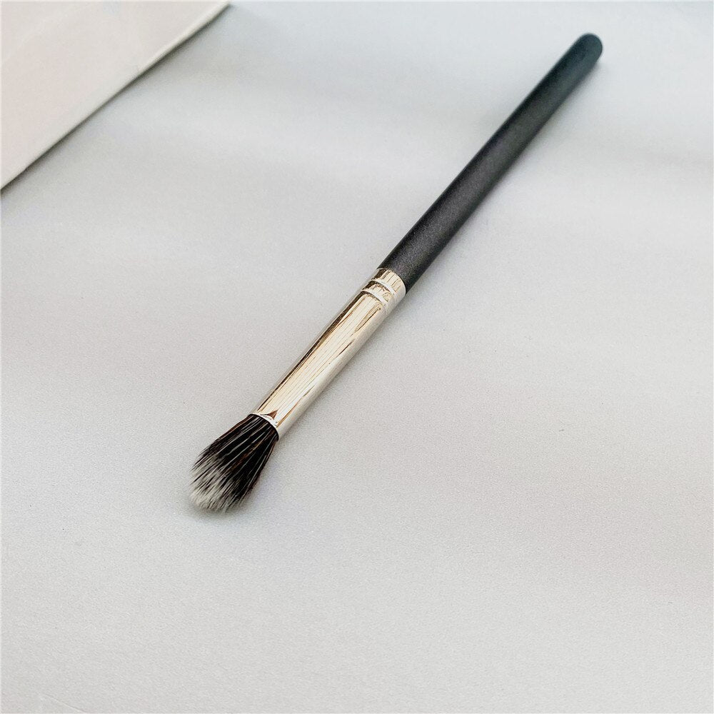 Duo Fibre Tapered Blending Makeup Brush 286S