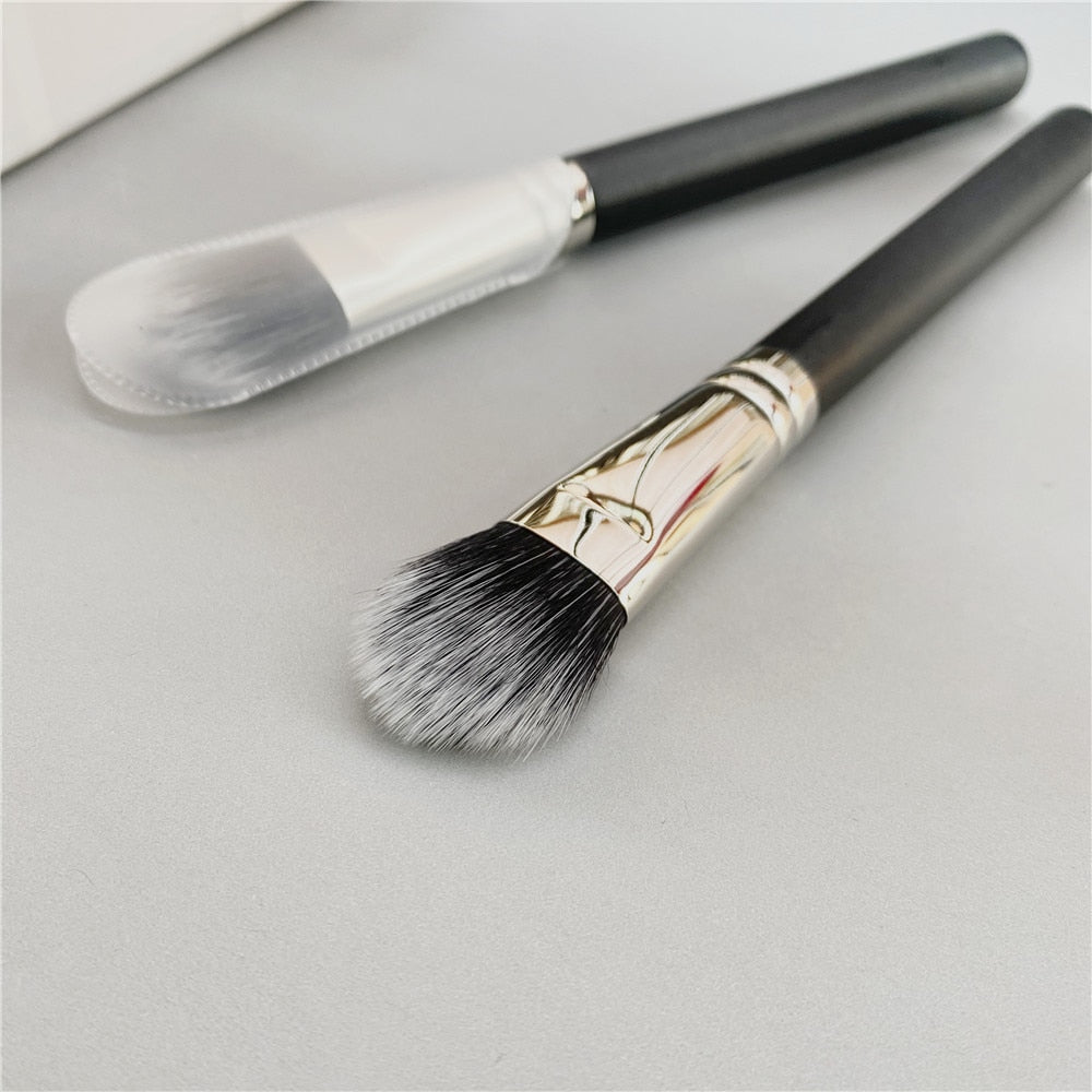 DUO 159 Fiber Blush Brush / DUO 132 Fiber Foundation Brush