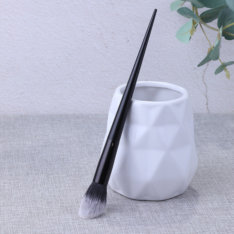 Powder Highlighter Brush Nº4