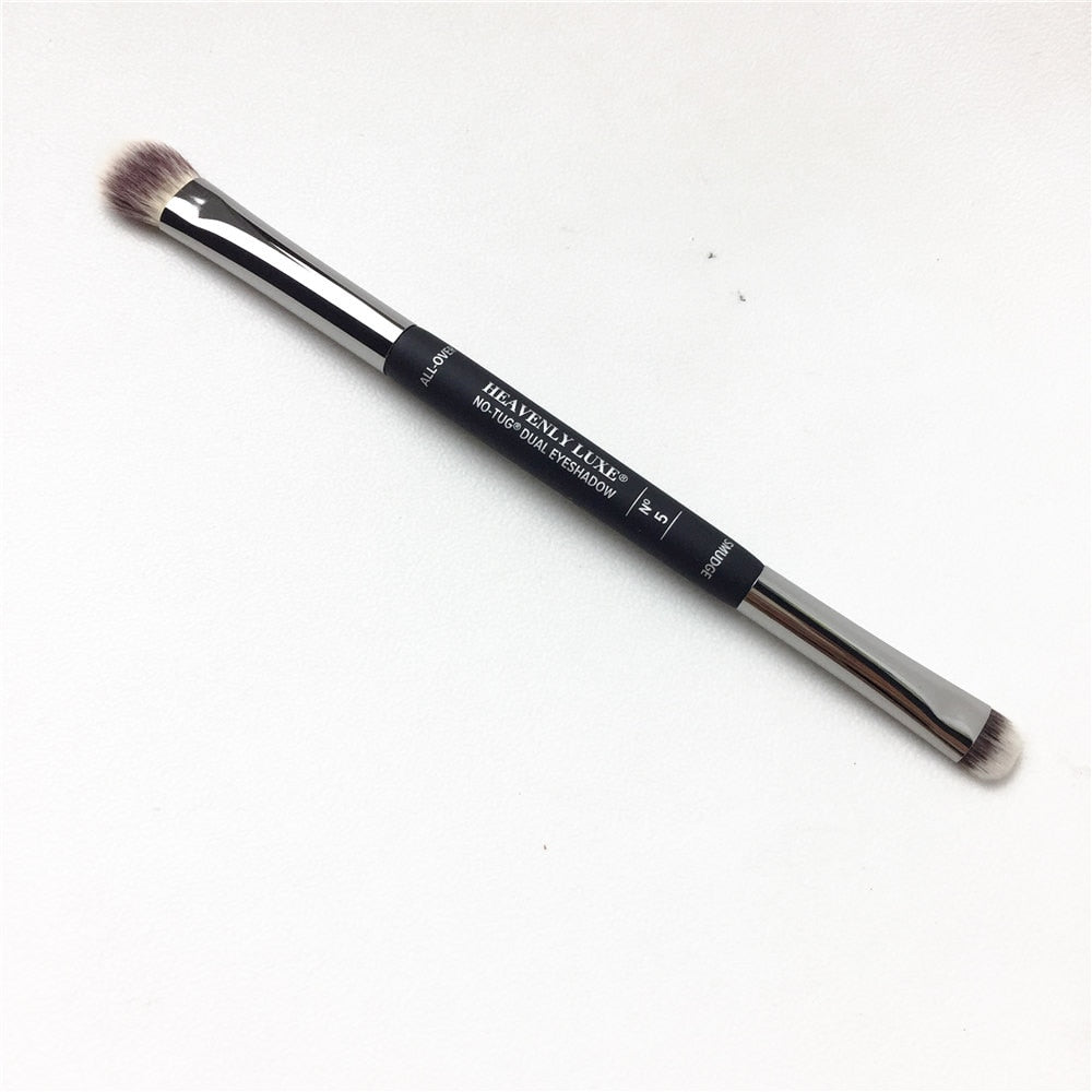 The Heavenly Dual Eyeshadow Brush 5