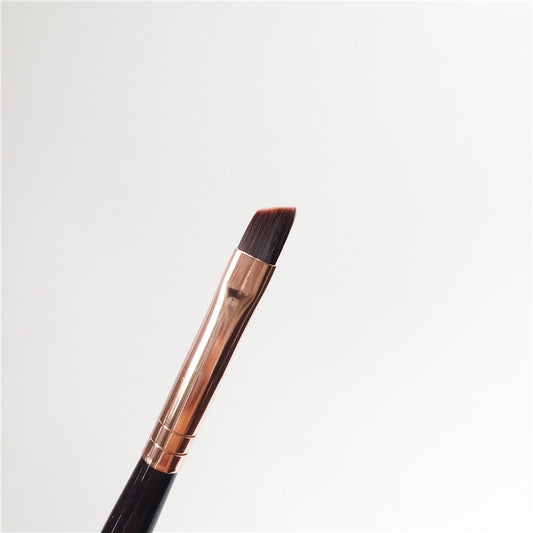 The Angled Eye Liner Makeup Brush