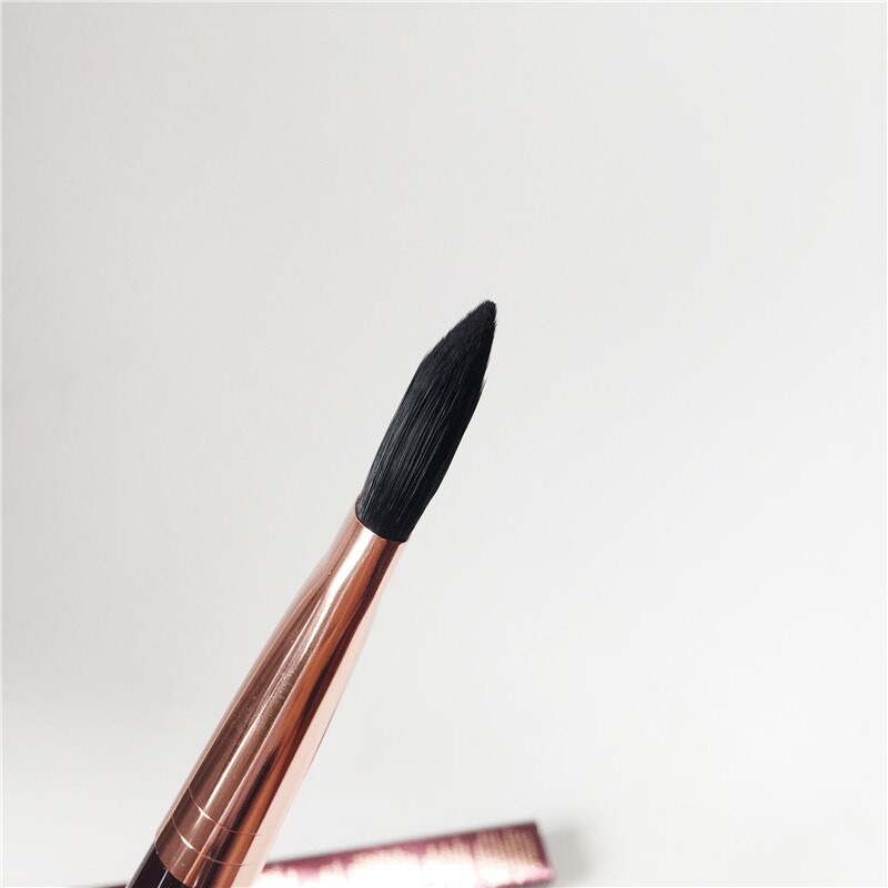 The Foundation Makeup Brush