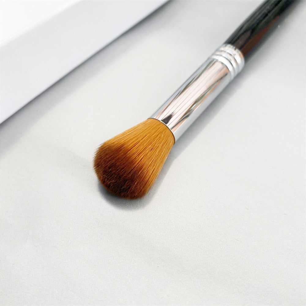 Extreme Structure Contour Makeup Brush F04