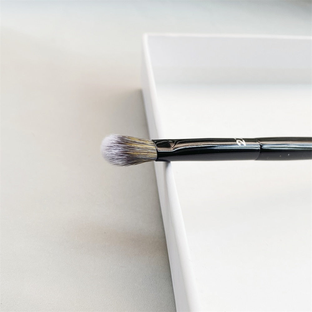 PRO Crease Brush #27