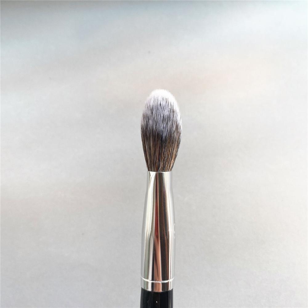 PRO Sculpting Blush Brush #99