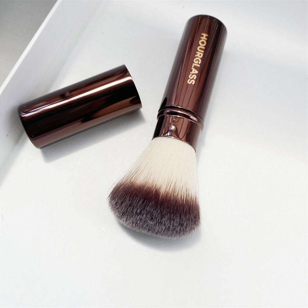 Retractable Foundation Brush