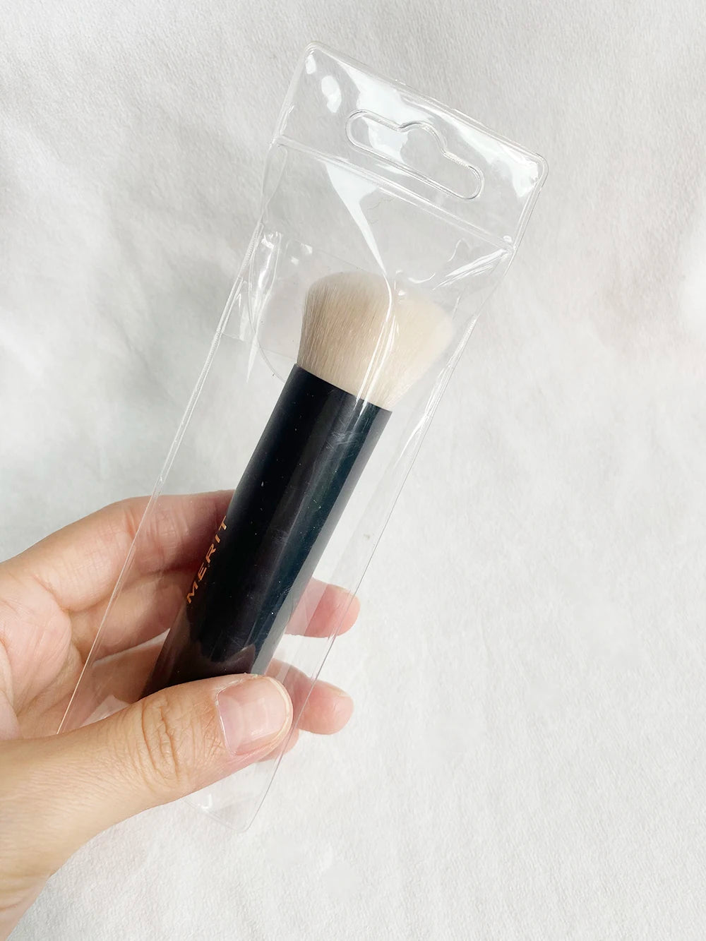 BLENDING MAKEUP BRUSH No.1