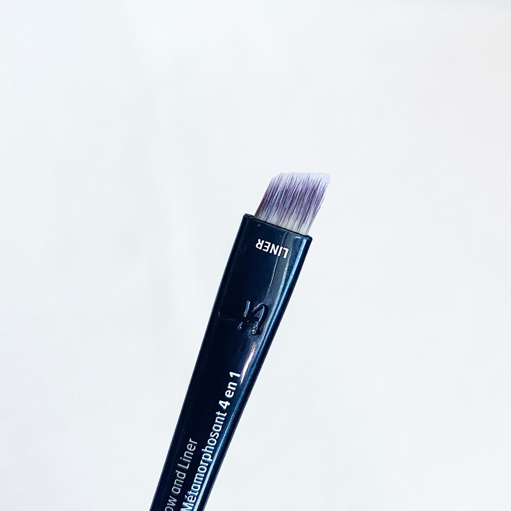 Superhero 4-in-1 Eye-Transforming Super Shadow and Liner Brush