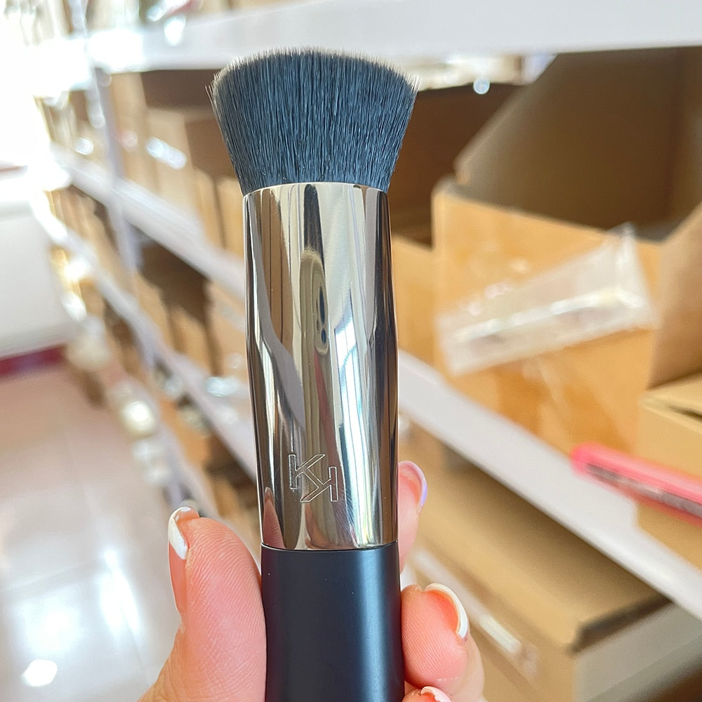 Face Sponge Core Foundation Brush No.6