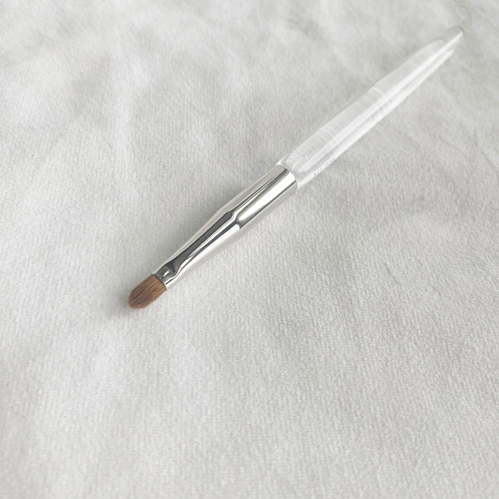 Detail Makeup Brush 18 - Small Concealing Eyelinner