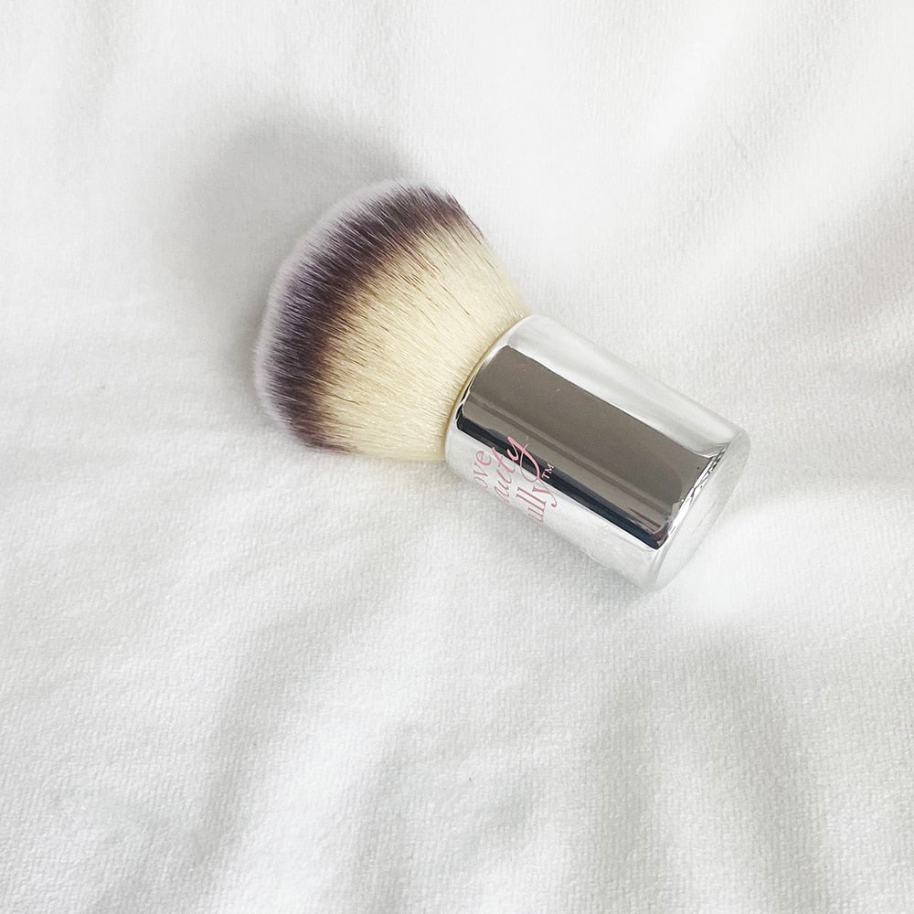 Love Beauty Fully Essential Kabuki powder Brush No.207