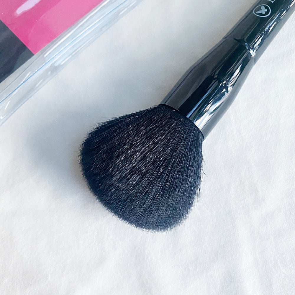 Angled Blush Bruh No.22, Round Flat Powder Brush No.24 & No.26 XL Round Powder Brush