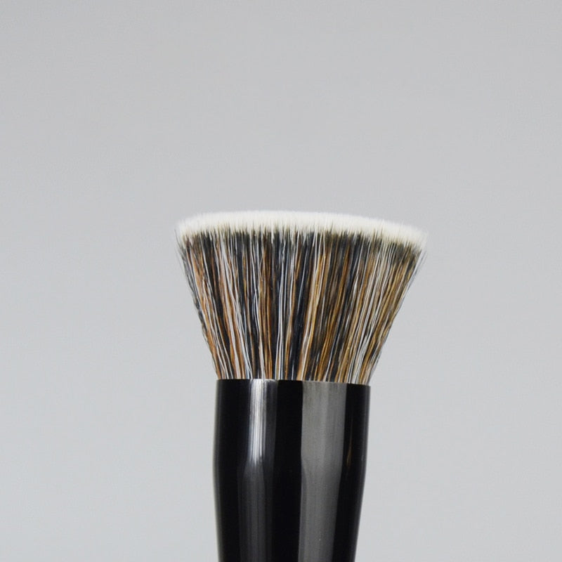 PRO FOUNDATION BRUSH N.60