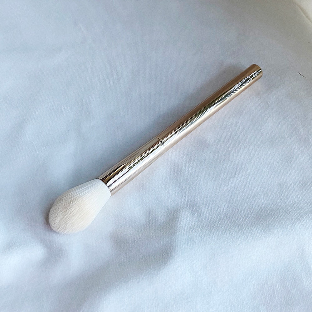 Precision Complexion Powder Brush No.109