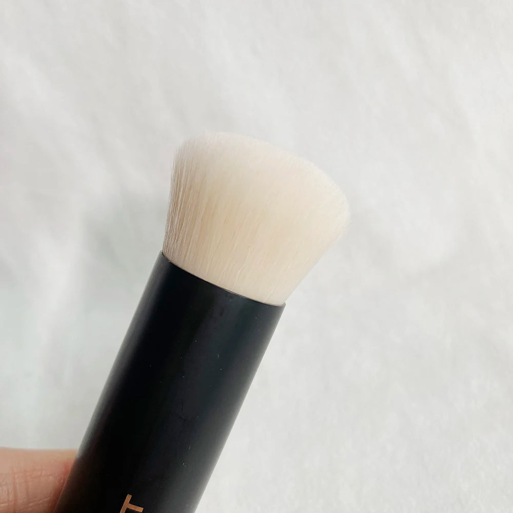 BLENDING MAKEUP BRUSH No.1