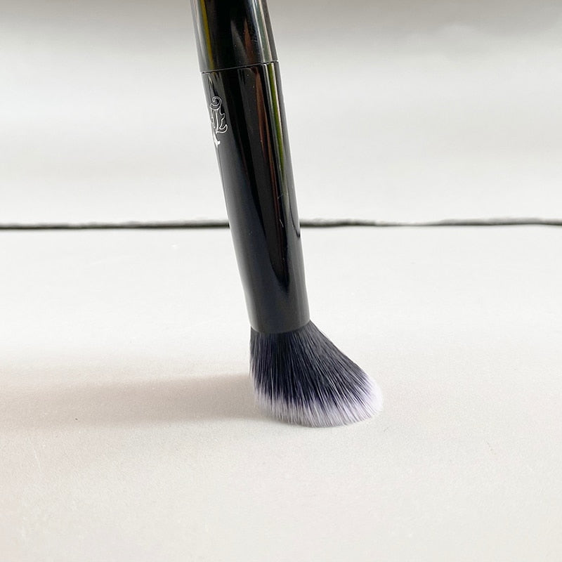 Angled Concealer Makeup Brush Nº35