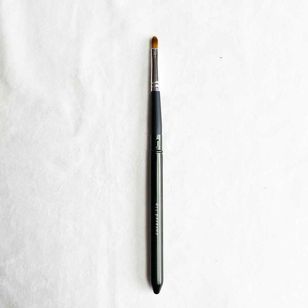 idBare Escentuals Brush Covered Lip Brush