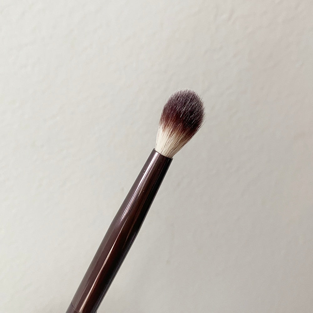 TAPERED BLENDER BRUSH Nº 6