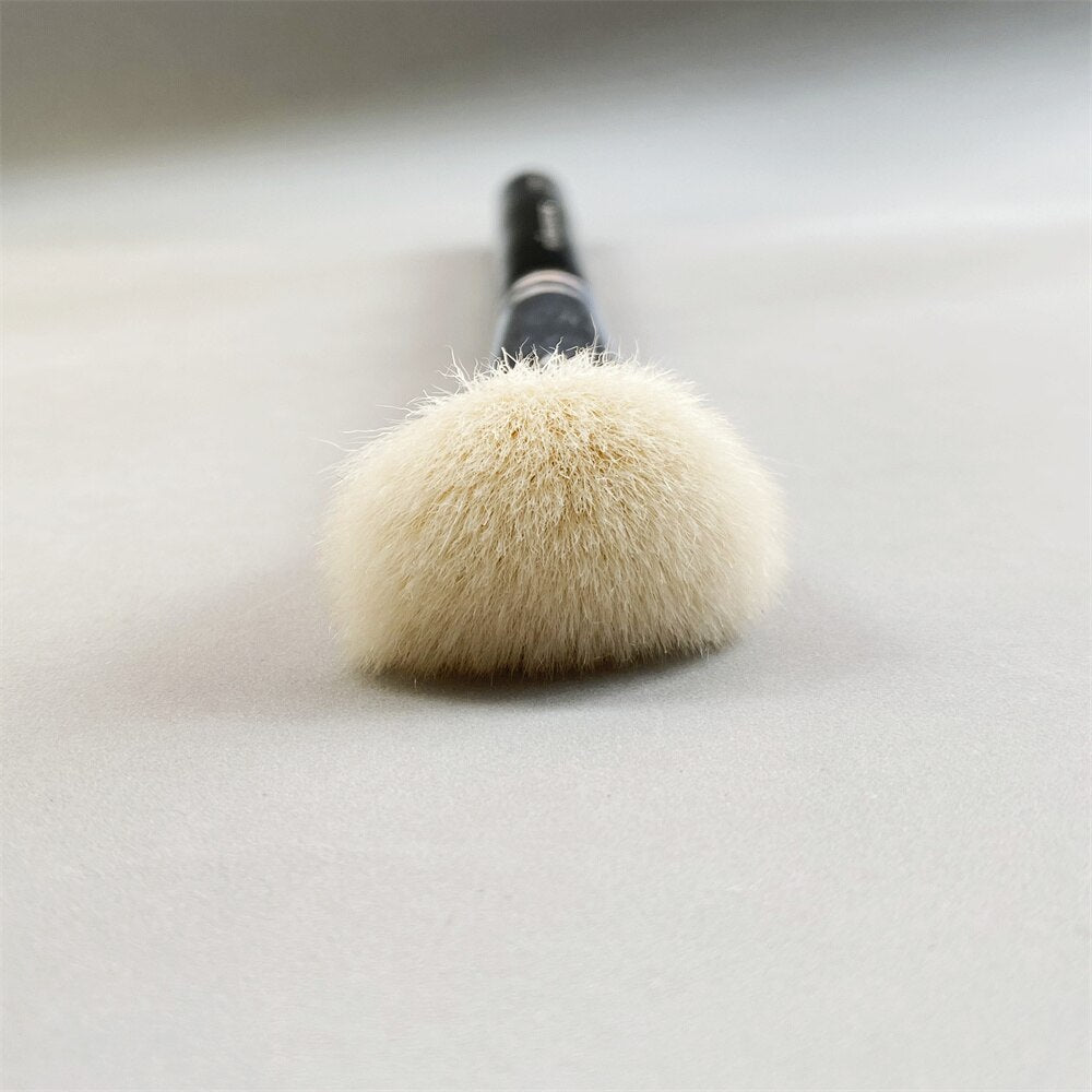 127 Luxe Sheer Cheek Makeup Brush