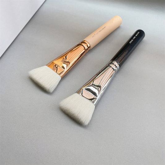 109 Luxe Face Paint Brush