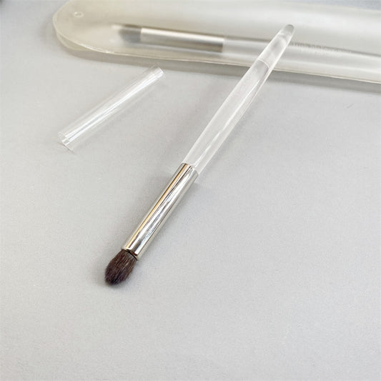 Deep eye contour Brush No.6