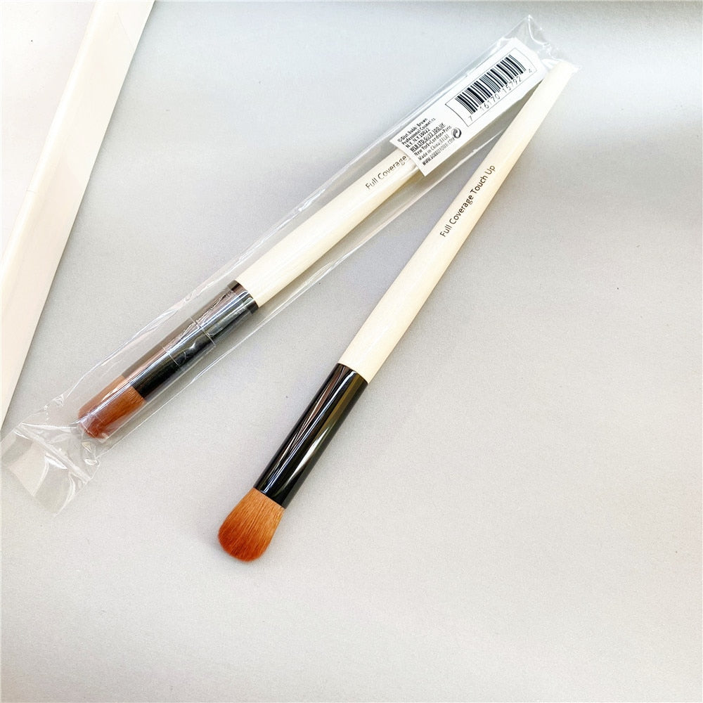 Full Coverage Touch Up Brush