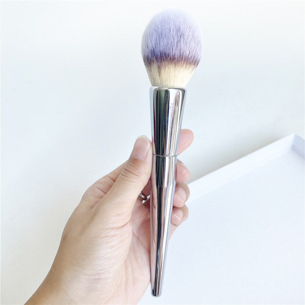 Complexion Powder Brush #225