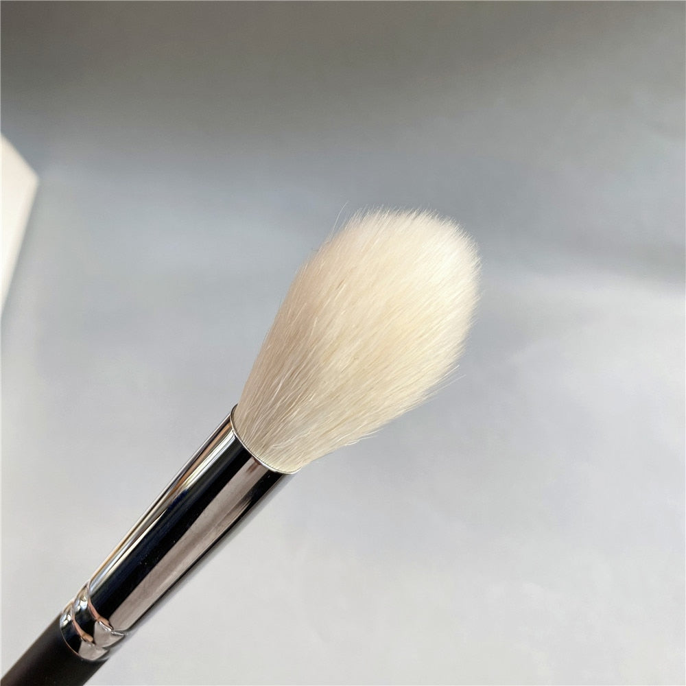 Long Blending Makeup Brush 137s