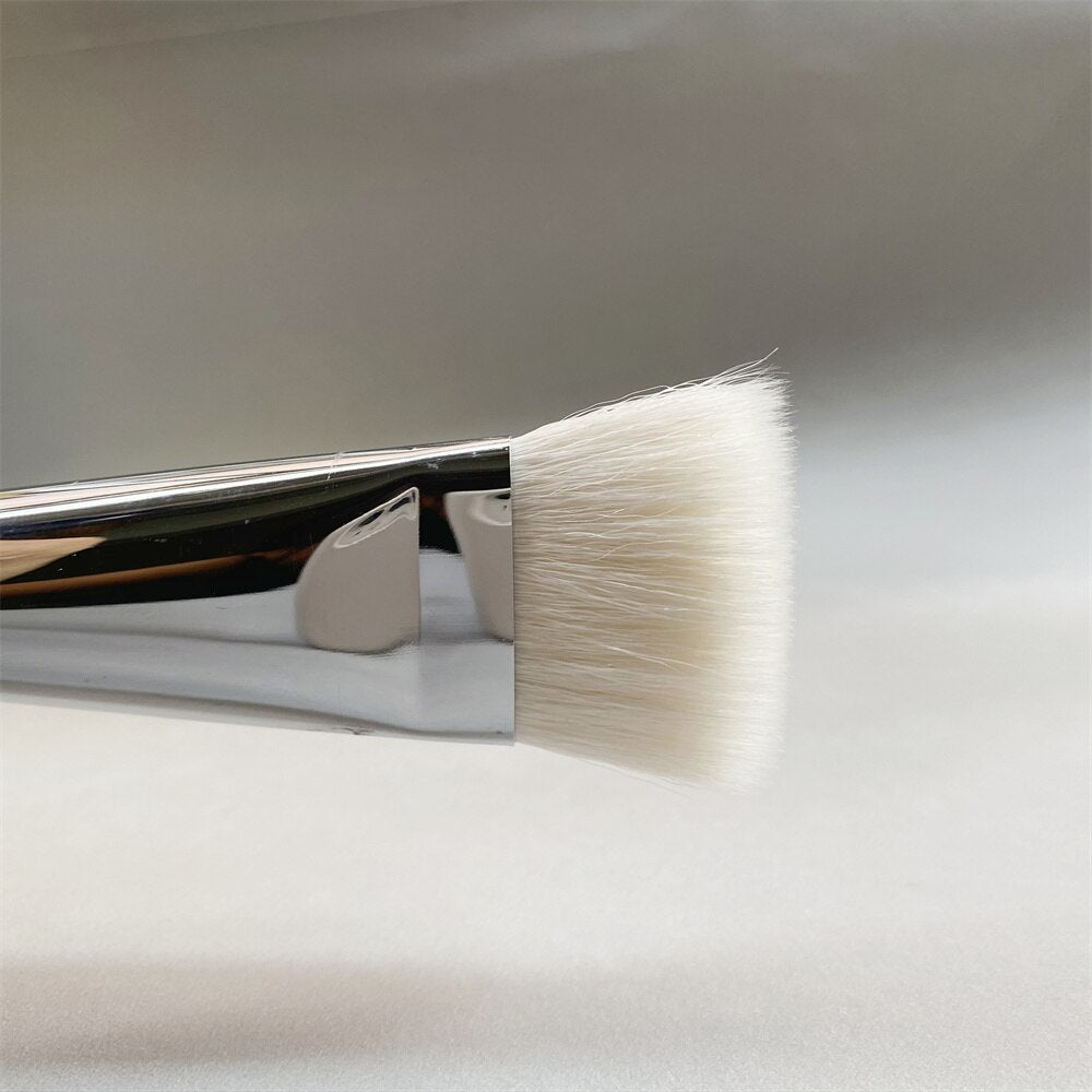 109 Luxe Face Paint Brush