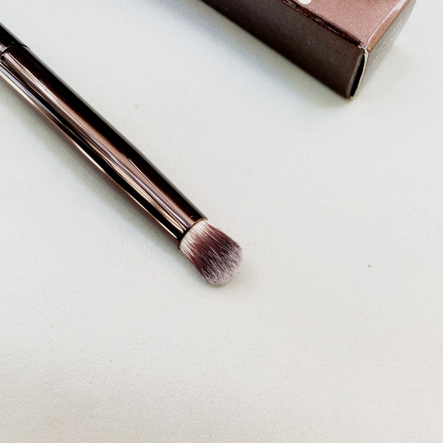 Domed Shadow Makeup Brush No.9