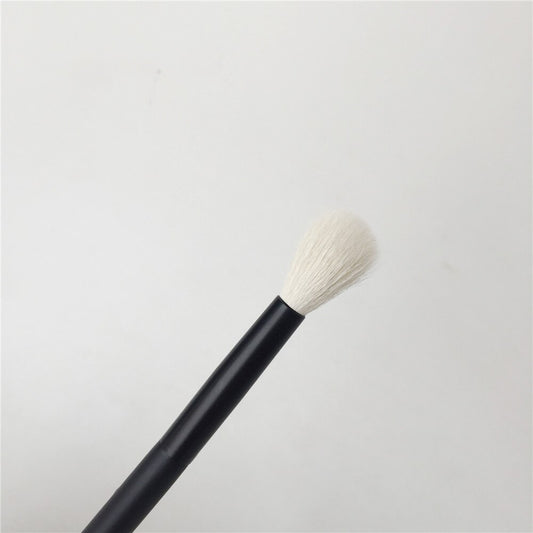 Eyeshadow Blending Brush No. 200