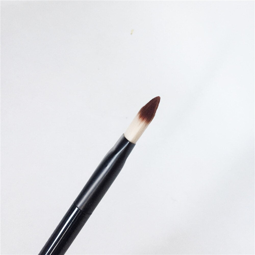 PRO 07 Flat Foundation Makeup Brush