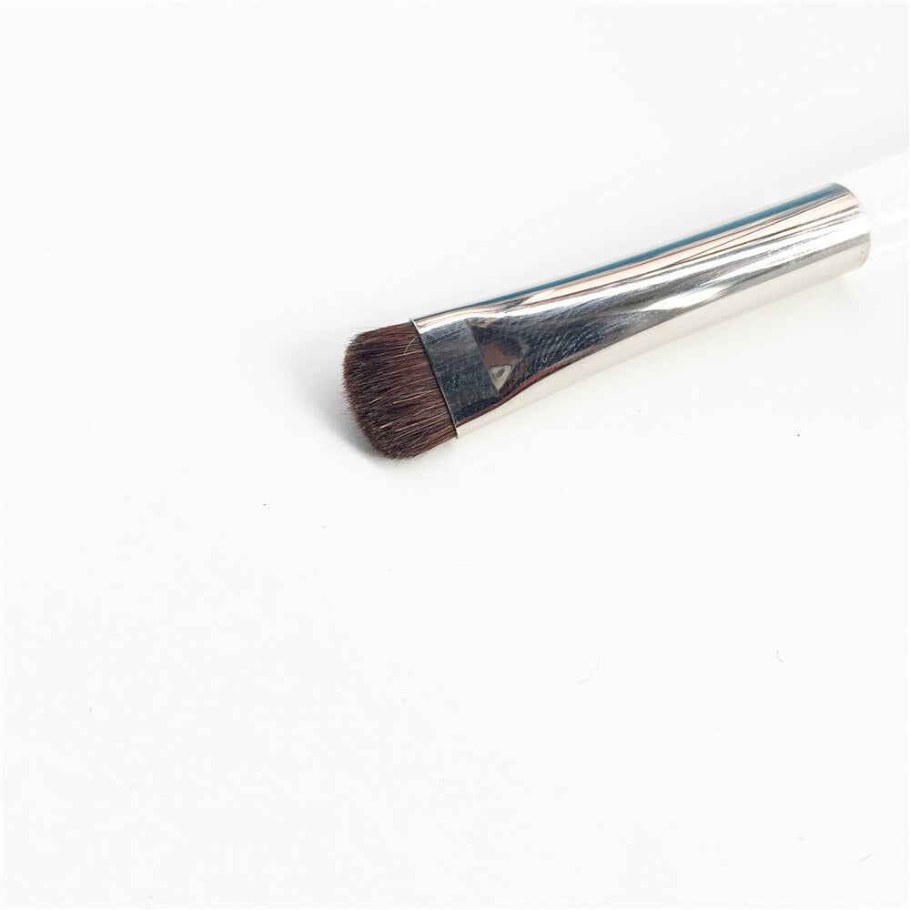 Brush 54 Va Va Voom Smudge & 32 Eyebrows Brush