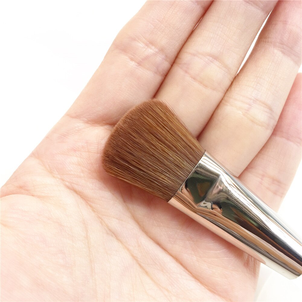 Brush 55 Deluxe Blender Foundation Brush