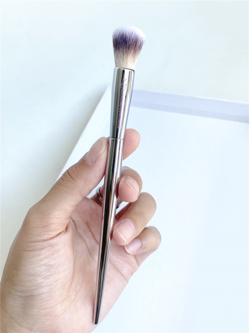 BLENDING CONCEALER BRUSH #203