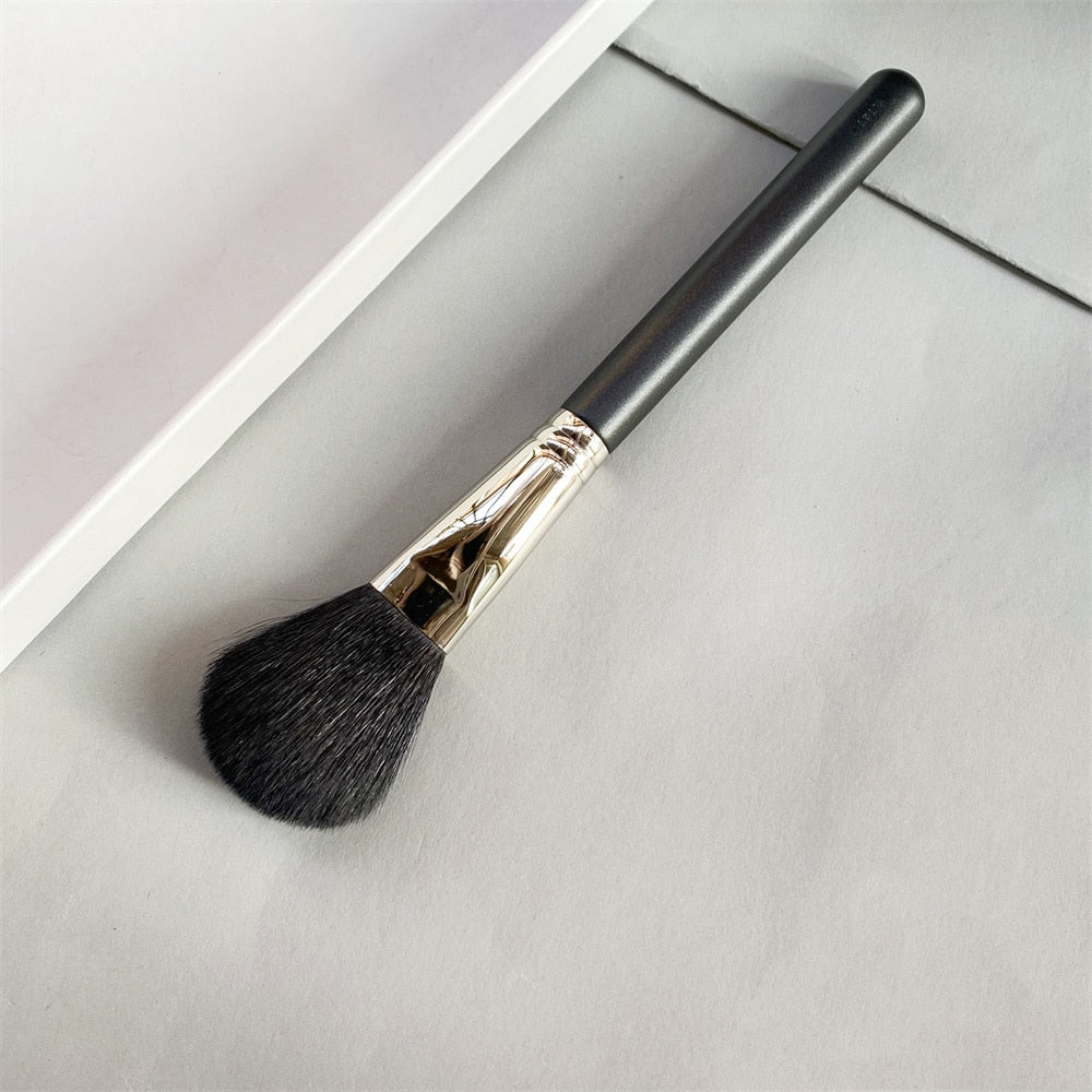 129 Blush/Powder Brush