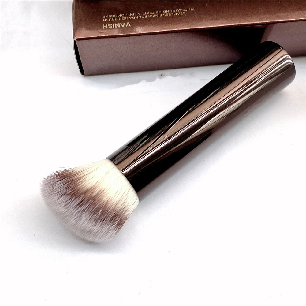 Vanish Seamless Finish Foundation Brush