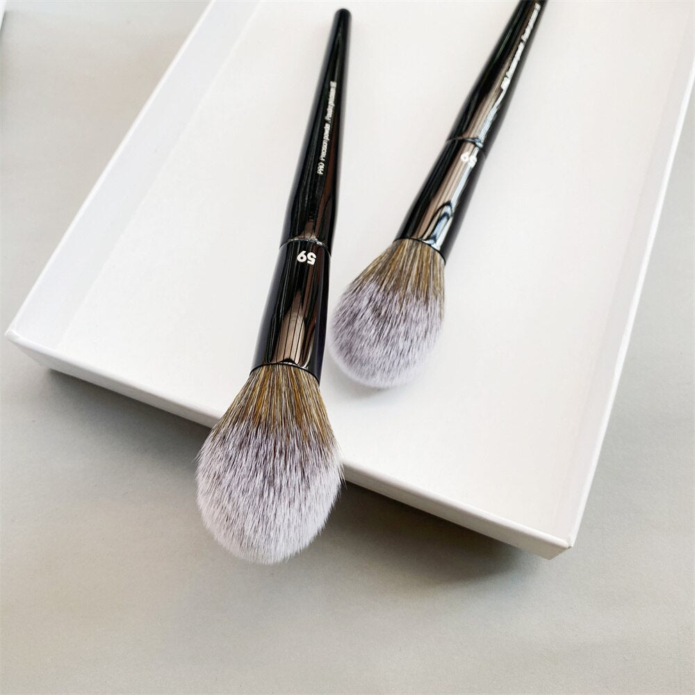 PRO Powder Makeup Brush #59