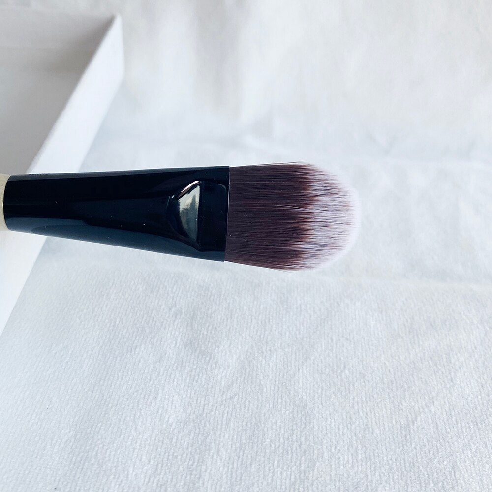 Foundation Brush