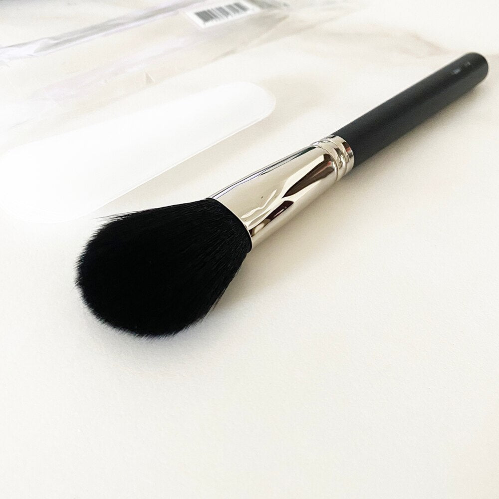 129S Powder/Blush Brush