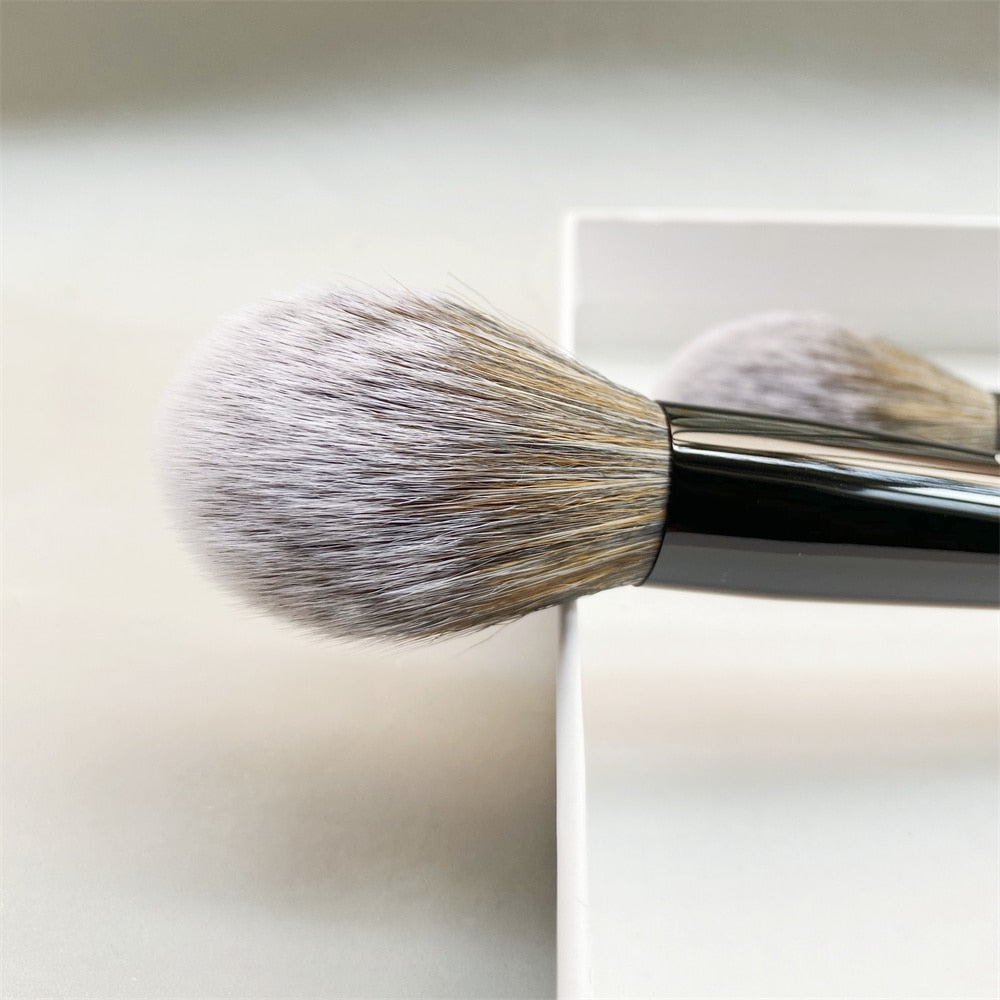 PRO Powder Makeup Brush #59